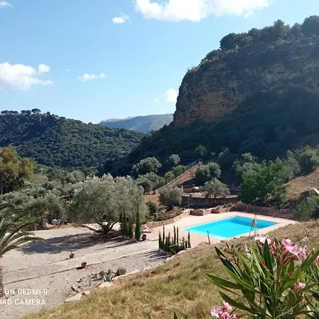 Hacienda Puerto De Muelas 3*