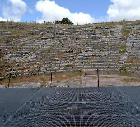 Hacienda Puerto De Muelas 3*